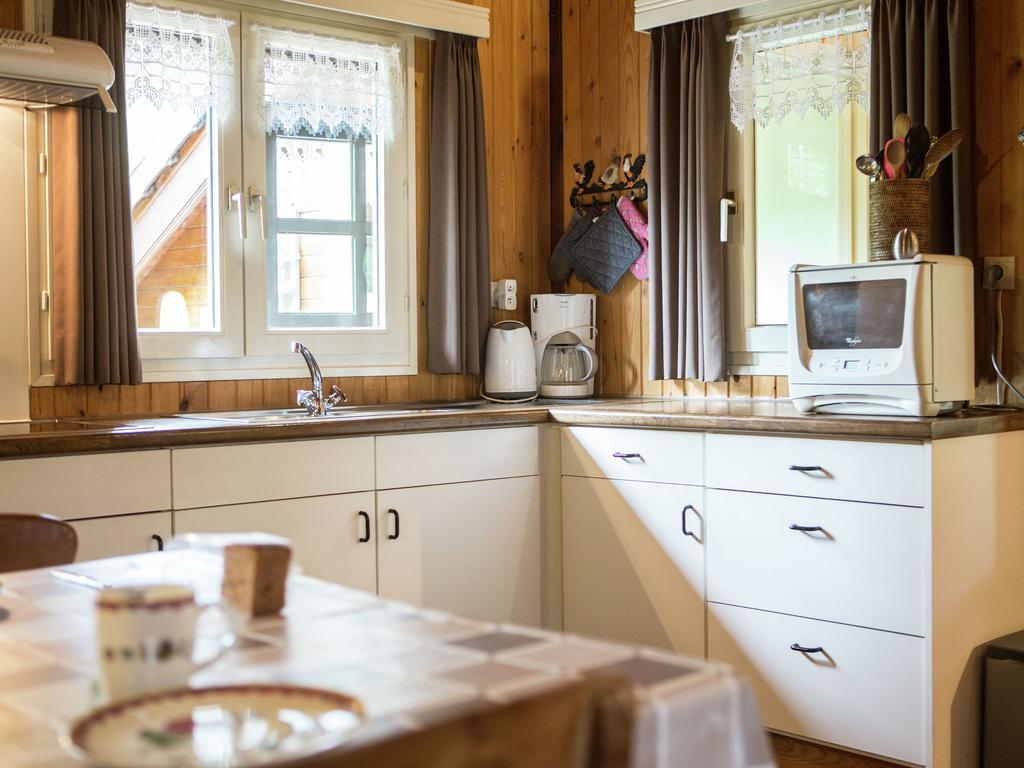 Luxurious Chalet In Oud Turnhout With Large Garden Villa Oud-Turnhout Exterior photo